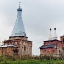 Храмы монастыря Спас-на-Угре до реставрации.