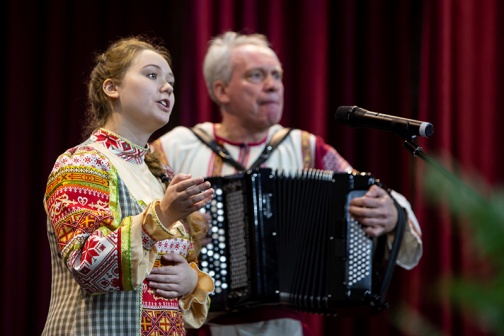 Чтоб душа развернулась: певцы-народники со всей области выступят на конкурсе в Барятино