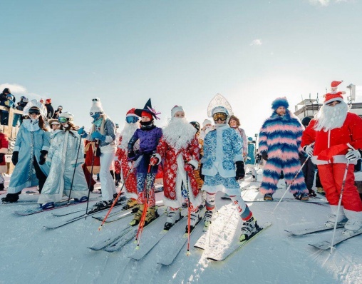 Стать участником костюмированного спуска Дедов Морозов