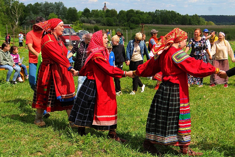 Свадьба в Малиновке: новый праздник проекта «Сельское лето» посвящен семье, любви и верности