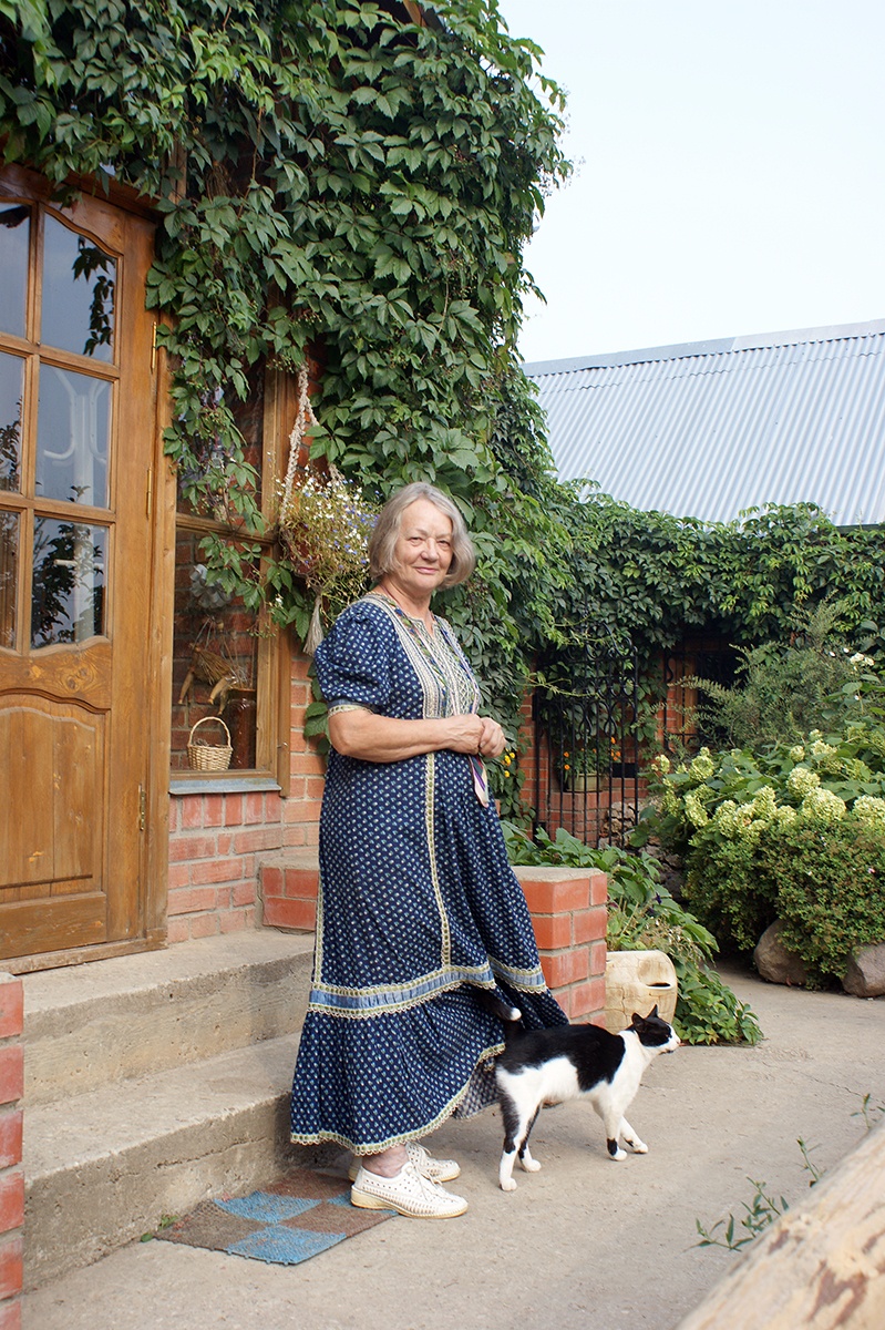 Хозяйка музея-усадьбы Тарасова Римма Яковлевна.