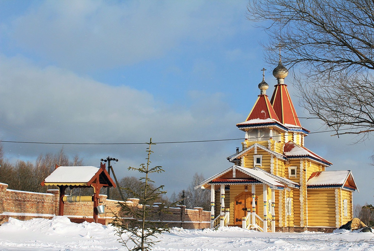 Храм святой первомученицы Фёклы