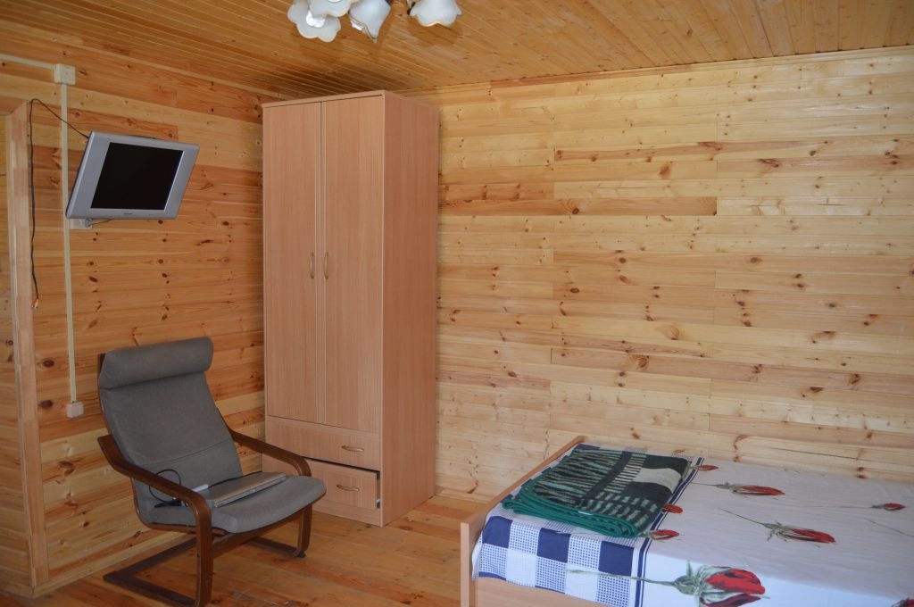 Комната во втором доме.