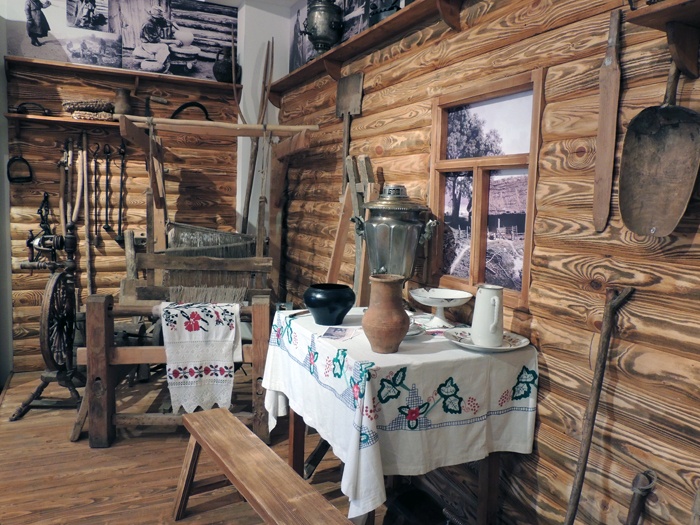 Отдел, посвященный крестьянскому быту.