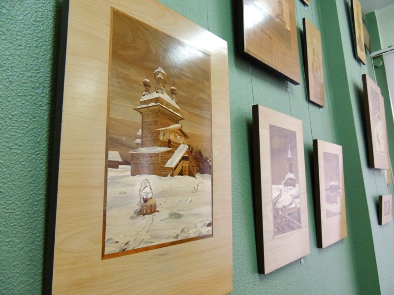Работы Вячеслава Матвеичева в Музее интарсии.