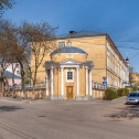 Вид на здания Казанского монастыря с улицы Театральной.
