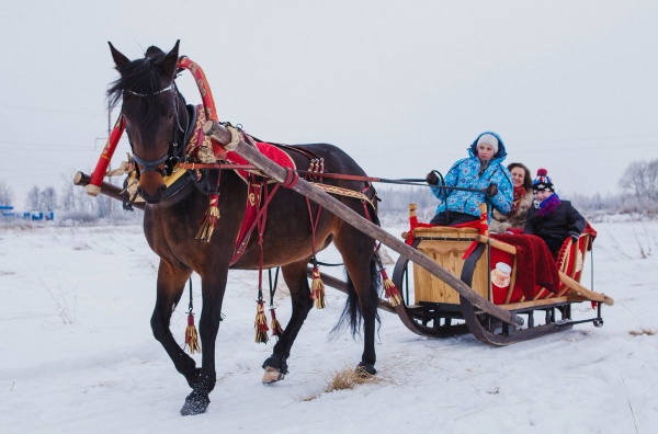 Широкая Масленица в Караване