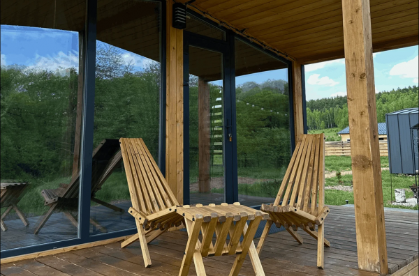 Глэмпинг у реки Эмпирей