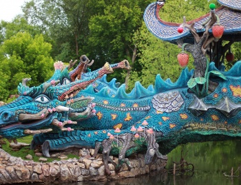 Сказочное подворье «Вихляндия»