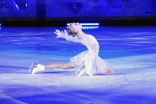 Российские фигуристы покажут в Калуге спектакль на льду