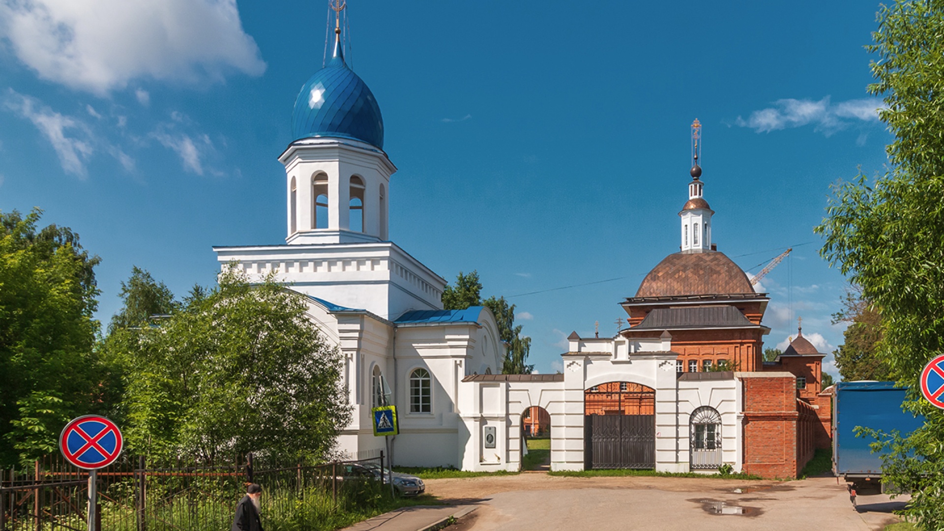 Лаврентьев монастырь