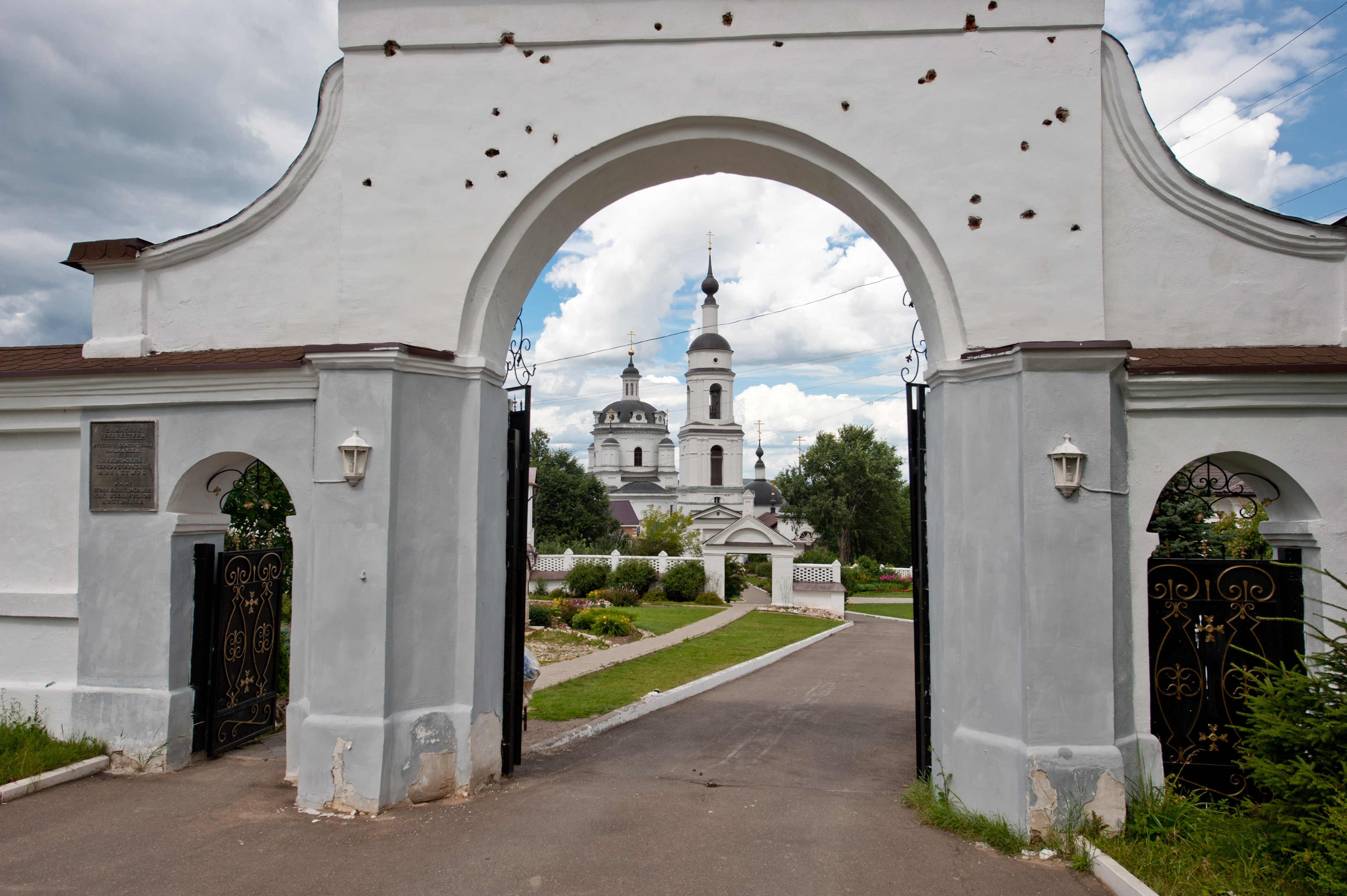 Свято-Никольский Черноостровский монастырь